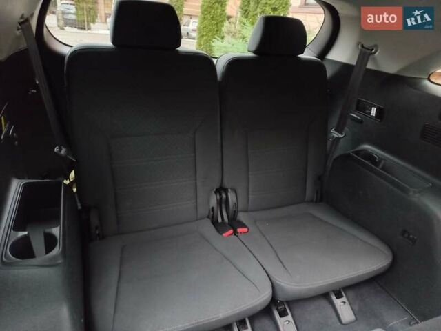 Чорний Кіа Соренто, об'ємом двигуна 3.34 л та пробігом 272 тис. км за 18500 $, фото 34 на Automoto.ua