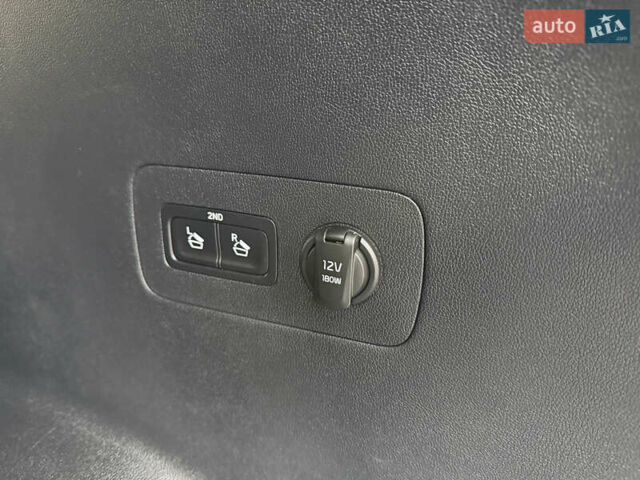 Черный Киа Соренто, объемом двигателя 2.2 л и пробегом 162 тыс. км за 32700 $, фото 59 на Automoto.ua