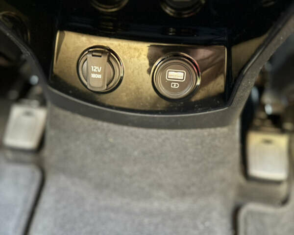 Черный Киа Соренто, объемом двигателя 2.2 л и пробегом 146 тыс. км за 32500 $, фото 21 на Automoto.ua