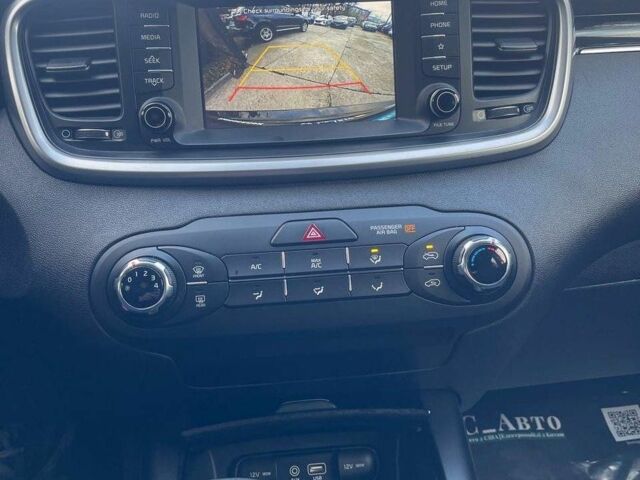 Чорний Кіа Соренто, об'ємом двигуна 2.4 л та пробігом 149 тис. км за 16800 $, фото 10 на Automoto.ua