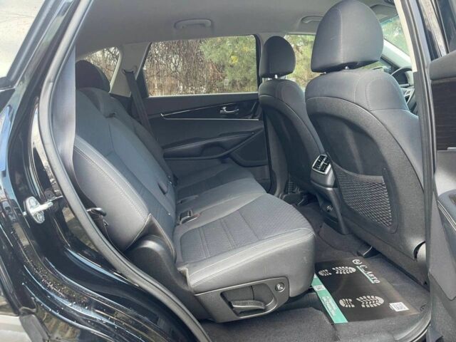 Чорний Кіа Соренто, об'ємом двигуна 2.4 л та пробігом 149 тис. км за 16800 $, фото 17 на Automoto.ua