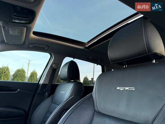 Чорний Кіа Соренто, об'ємом двигуна 2.2 л та пробігом 153 тис. км за 27900 $, фото 27 на Automoto.ua