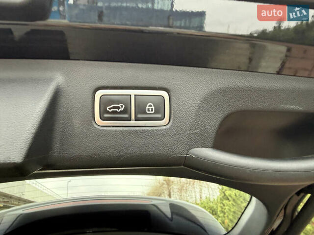 Черный Киа Соренто, объемом двигателя 2.2 л и пробегом 162 тыс. км за 32700 $, фото 57 на Automoto.ua