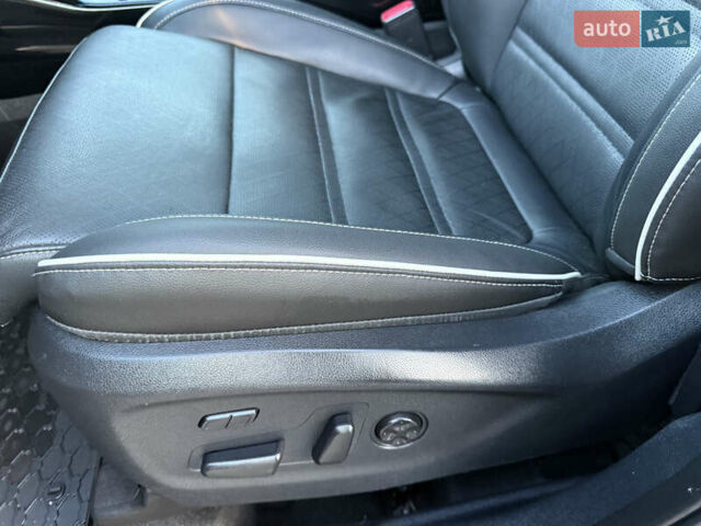 Чорний Кіа Соренто, об'ємом двигуна 2.2 л та пробігом 153 тис. км за 27900 $, фото 29 на Automoto.ua