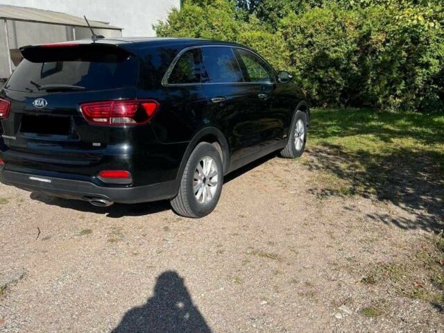 Чорний Кіа Соренто, об'ємом двигуна 0 л та пробігом 46 тис. км за 11400 $, фото 4 на Automoto.ua