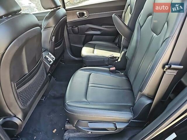 Черный Киа Соренто, объемом двигателя 2.5 л и пробегом 44 тыс. км за 16600 $, фото 8 на Automoto.ua