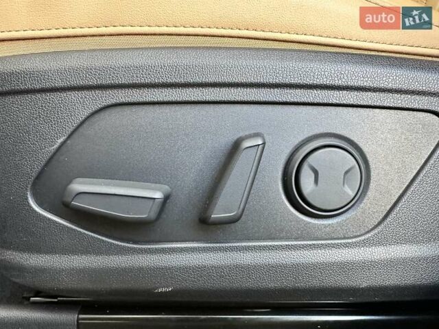 Чорний Кіа Соренто, об'ємом двигуна 2.2 л та пробігом 121 тис. км за 33500 $, фото 31 на Automoto.ua