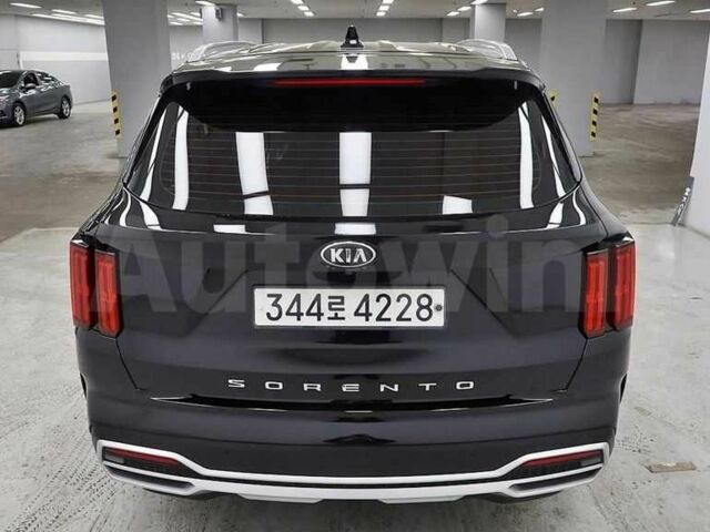 Черный Киа Соренто, объемом двигателя 2.2 л и пробегом 83 тыс. км за 18700 $, фото 4 на Automoto.ua