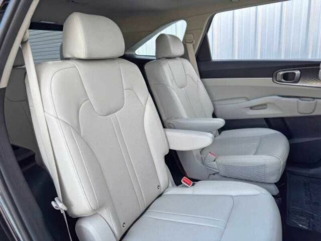 Чорний Кіа Соренто, об'ємом двигуна 1.6 л та пробігом 34 тис. км за 5000 $, фото 16 на Automoto.ua