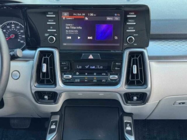 Чорний Кіа Соренто, об'ємом двигуна 1.6 л та пробігом 34 тис. км за 5000 $, фото 14 на Automoto.ua