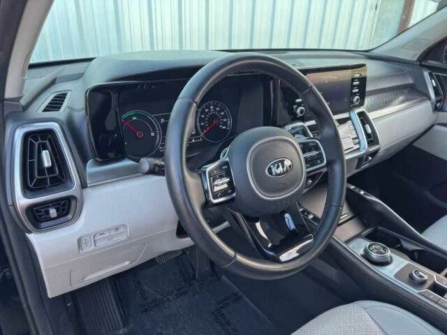 Чорний Кіа Соренто, об'ємом двигуна 1.6 л та пробігом 34 тис. км за 5000 $, фото 11 на Automoto.ua