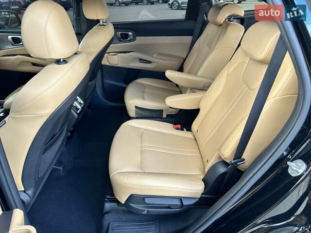 Чорний Кіа Соренто, об'ємом двигуна 2.2 л та пробігом 121 тис. км за 33500 $, фото 26 на Automoto.ua