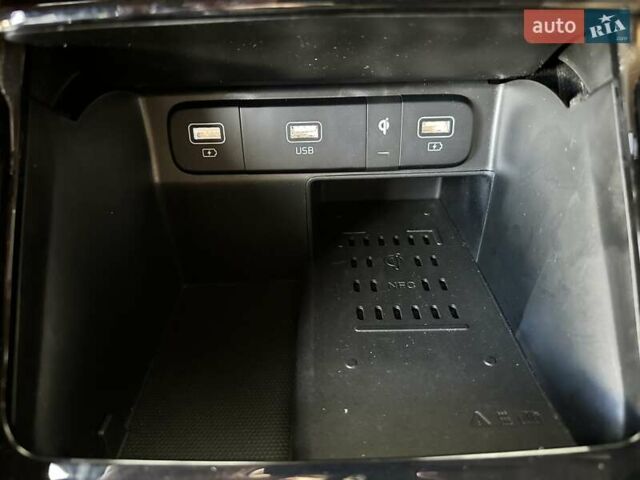 Чорний Кіа Соренто, об'ємом двигуна 2.2 л та пробігом 121 тис. км за 33500 $, фото 38 на Automoto.ua