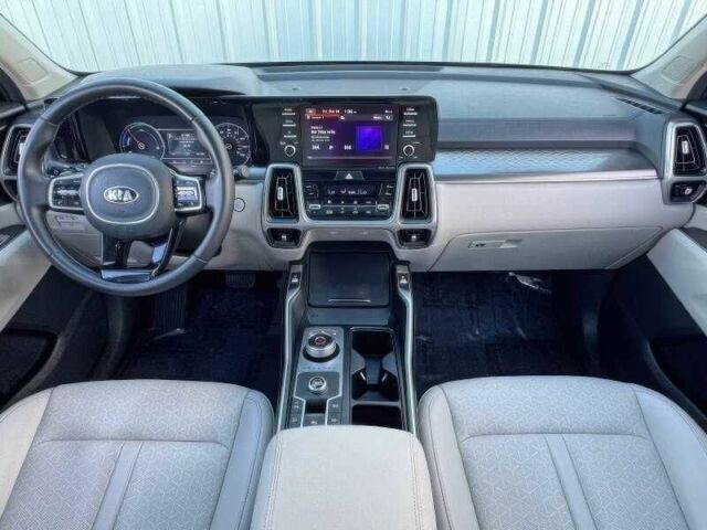 Чорний Кіа Соренто, об'ємом двигуна 1.6 л та пробігом 34 тис. км за 5000 $, фото 10 на Automoto.ua