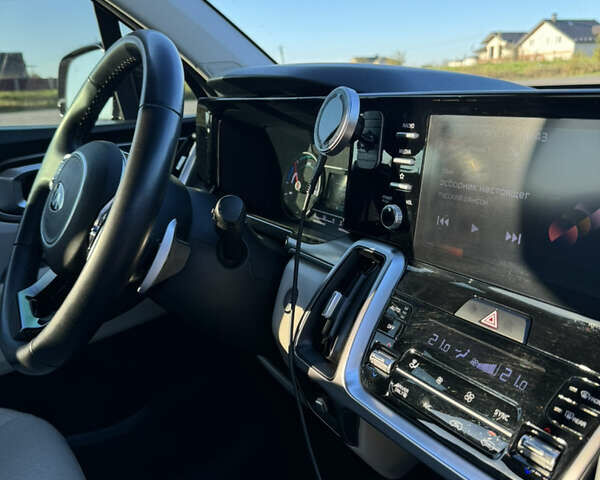 Черный Киа Соренто, объемом двигателя 1.6 л и пробегом 130 тыс. км за 30000 $, фото 12 на Automoto.ua