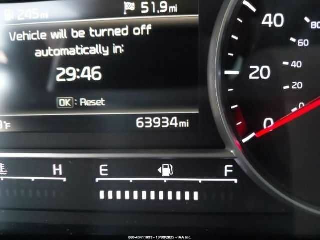 Чорний Кіа Соренто, об'ємом двигуна 2.5 л та пробігом 102 тис. км за 7500 $, фото 14 на Automoto.ua