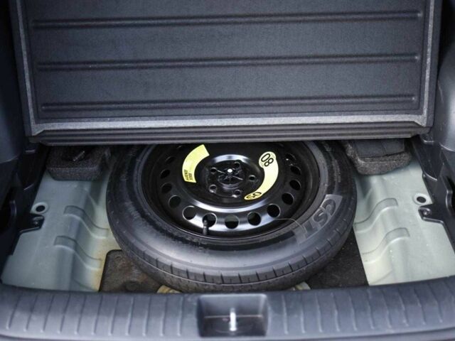 Киа Соренто 2023 в Львове на Automoto.ua Черный Киа Соренто, объемом двигателя 2.5 л и пробегом 76 тыс. км за 16700 $, фото 11 на Automoto.ua