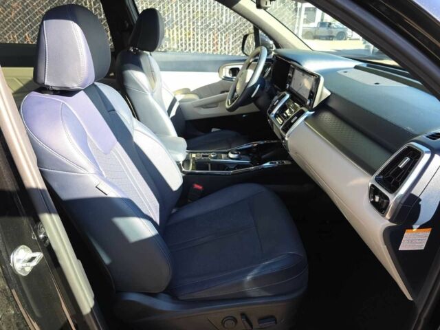 Черный Киа Соренто, объемом двигателя 0 л и пробегом 11 тыс. км за 14000 $, фото 10 на Automoto.ua