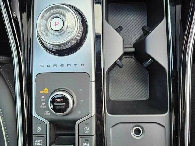 Черный Киа Соренто, объемом двигателя 2.2 л и пробегом 13 тыс. км за 47000 $, фото 11 на Automoto.ua