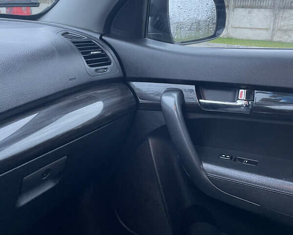 Фиолетовый Киа Соренто, объемом двигателя 2.4 л и пробегом 298 тыс. км за 9700 $, фото 16 на Automoto.ua