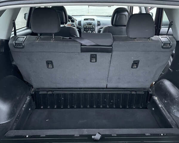 Фиолетовый Киа Соренто, объемом двигателя 2.4 л и пробегом 298 тыс. км за 9700 $, фото 34 на Automoto.ua