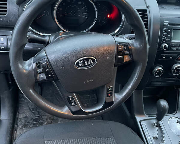 Фиолетовый Киа Соренто, объемом двигателя 2.4 л и пробегом 298 тыс. км за 9700 $, фото 12 на Automoto.ua