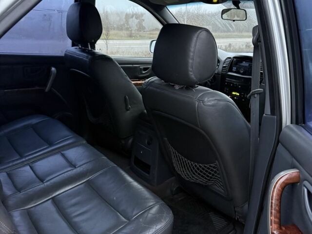 Коричневий Кіа Соренто, об'ємом двигуна 2.5 л та пробігом 280 тис. км за 3700 $, фото 7 на Automoto.ua