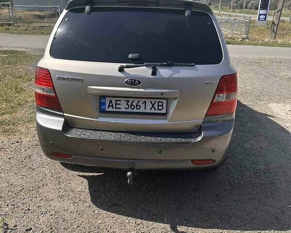 Коричневий Кіа Соренто, об'ємом двигуна 2.5 л та пробігом 240 тис. км за 8300 $, фото 4 на Automoto.ua