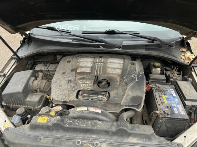 Коричневый Киа Соренто, объемом двигателя 2.5 л и пробегом 419 тыс. км за 3318 $, фото 7 на Automoto.ua