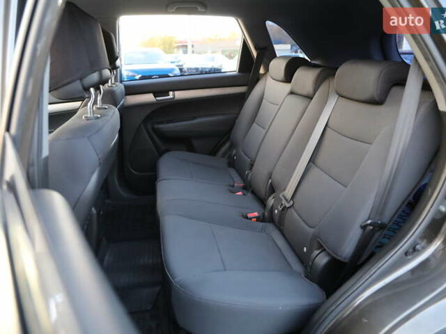 Коричневий Кіа Соренто, об'ємом двигуна 2.4 л та пробігом 119 тис. км за 13000 $, фото 7 на Automoto.ua