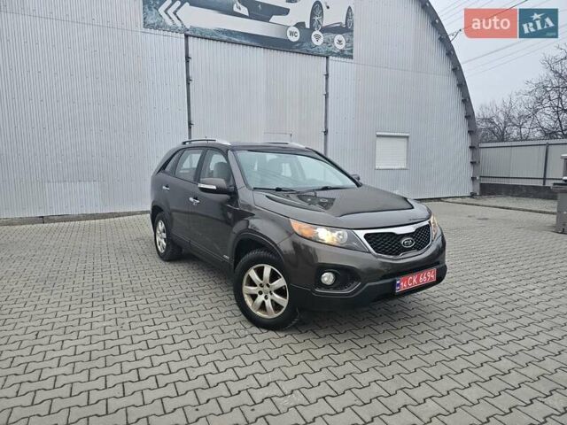 Коричневий Кіа Соренто, об'ємом двигуна 2.2 л та пробігом 265 тис. км за 10999 $, фото 31 на Automoto.ua