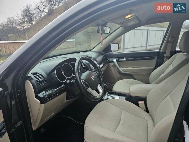 Коричневий Кіа Соренто, об'ємом двигуна 2.2 л та пробігом 265 тис. км за 10999 $, фото 38 на Automoto.ua
