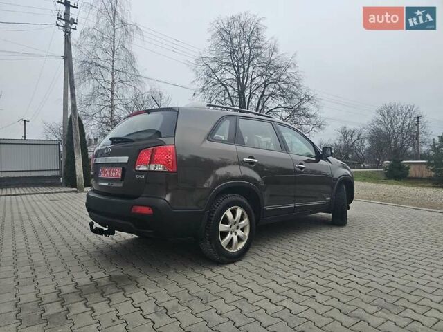 Коричневий Кіа Соренто, об'ємом двигуна 2.2 л та пробігом 265 тис. км за 10999 $, фото 34 на Automoto.ua