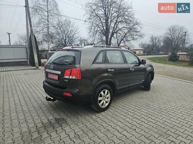 Коричневий Кіа Соренто, об'ємом двигуна 2.2 л та пробігом 265 тис. км за 10999 $, фото 33 на Automoto.ua