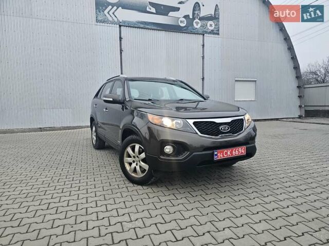 Коричневий Кіа Соренто, об'ємом двигуна 2.2 л та пробігом 265 тис. км за 10999 $, фото 1 на Automoto.ua