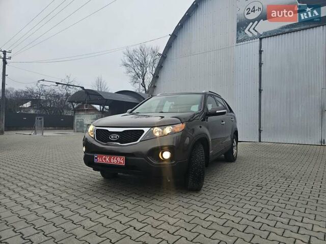 Коричневий Кіа Соренто, об'ємом двигуна 2.2 л та пробігом 265 тис. км за 10999 $, фото 4 на Automoto.ua