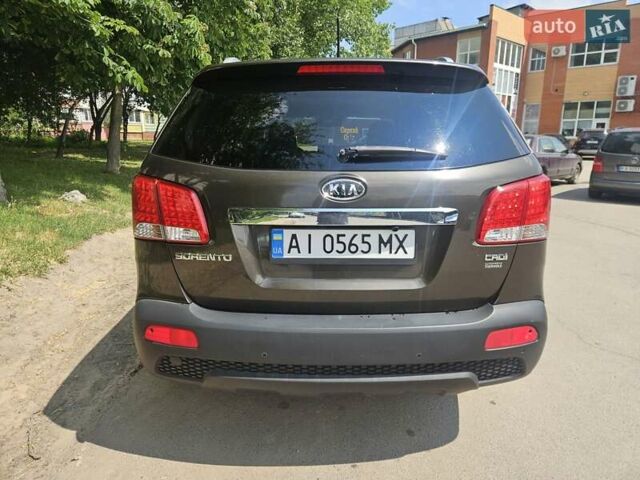 Коричневий Кіа Соренто, об'ємом двигуна 2.2 л та пробігом 287 тис. км за 12700 $, фото 2 на Automoto.ua
