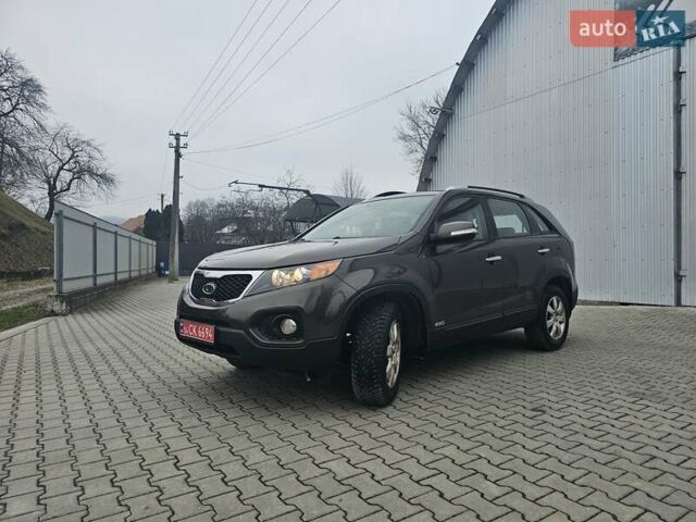 Коричневий Кіа Соренто, об'ємом двигуна 2.2 л та пробігом 265 тис. км за 10999 $, фото 3 на Automoto.ua