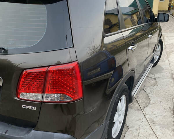 Коричневый Киа Соренто, объемом двигателя 2.2 л и пробегом 262 тыс. км за 12500 $, фото 4 на Automoto.ua