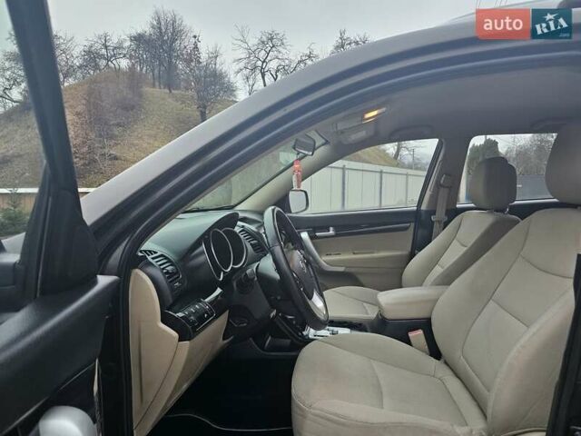 Коричневий Кіа Соренто, об'ємом двигуна 2.2 л та пробігом 265 тис. км за 10999 $, фото 43 на Automoto.ua