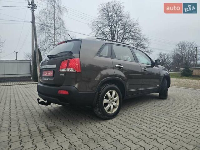 Коричневий Кіа Соренто, об'ємом двигуна 2.2 л та пробігом 265 тис. км за 10999 $, фото 20 на Automoto.ua