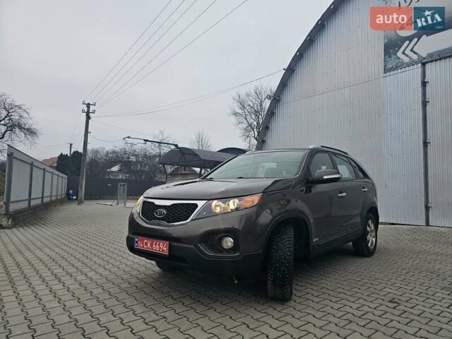 Коричневий Кіа Соренто, об'ємом двигуна 2.2 л та пробігом 265 тис. км за 10999 $, фото 28 на Automoto.ua