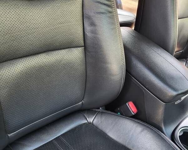 Коричневий Кіа Соренто, об'ємом двигуна 2.2 л та пробігом 205 тис. км за 14000 $, фото 52 на Automoto.ua