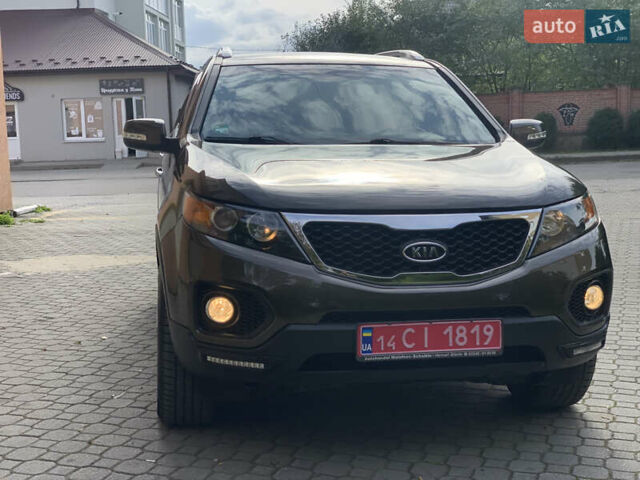 Коричневий Кіа Соренто, об'ємом двигуна 2.2 л та пробігом 227 тис. км за 13900 $, фото 4 на Automoto.ua