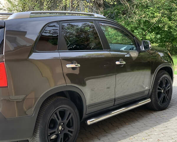 Коричневий Кіа Соренто, об'ємом двигуна 2.2 л та пробігом 227 тис. км за 13900 $, фото 20 на Automoto.ua