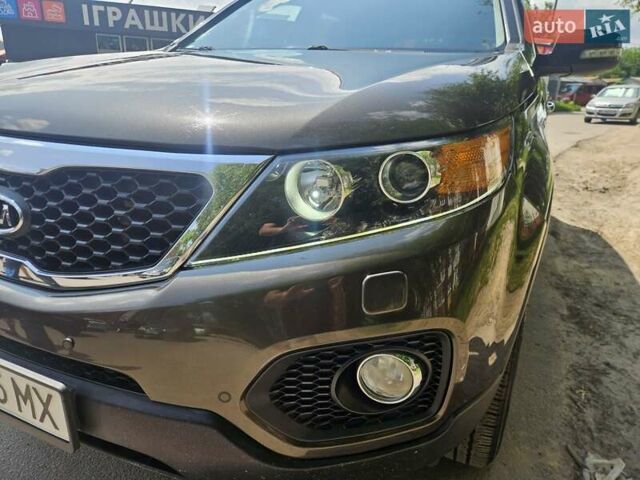 Коричневий Кіа Соренто, об'ємом двигуна 2.2 л та пробігом 287 тис. км за 12700 $, фото 3 на Automoto.ua