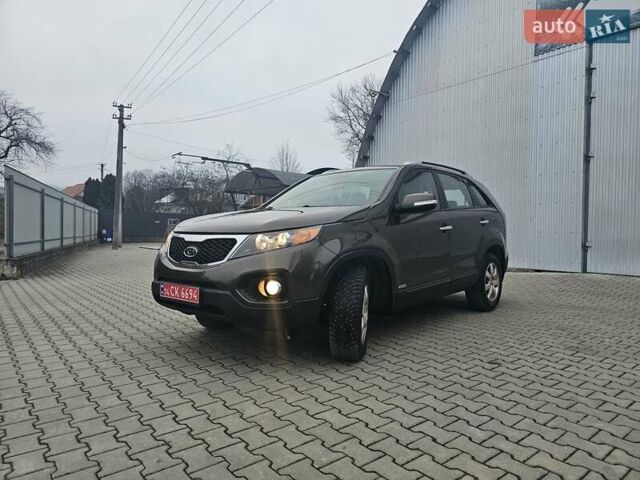 Коричневий Кіа Соренто, об'ємом двигуна 2.2 л та пробігом 265 тис. км за 10999 $, фото 7 на Automoto.ua