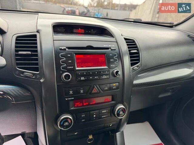 Коричневый Киа Соренто, объемом двигателя 2.2 л и пробегом 156 тыс. км за 12990 $, фото 21 на Automoto.ua