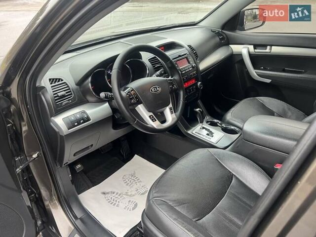 Коричневый Киа Соренто, объемом двигателя 2.2 л и пробегом 258 тыс. км за 13300 $, фото 38 на Automoto.ua