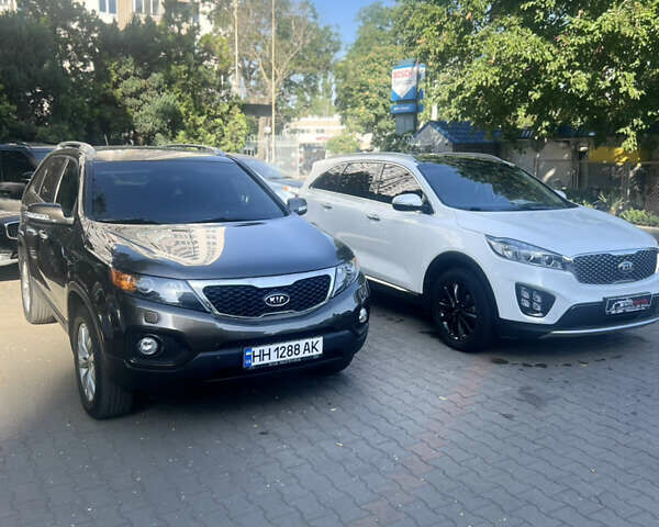 Коричневый Киа Соренто, объемом двигателя 2 л и пробегом 172 тыс. км за 13500 $, фото 3 на Automoto.ua
